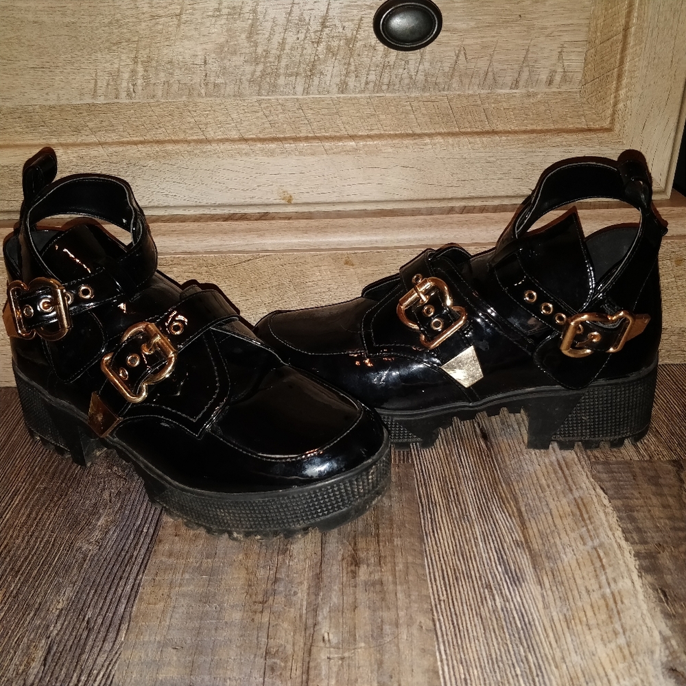 Mary Jane Creepers from Cape Robbin